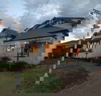Pelican Sands Bed  Breakfast