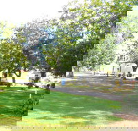 Poplars Caravan Park - Open For Essential Travel Only - Tourism Canberra