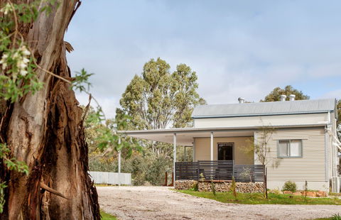 Ruciochs B & B - Tourism Canberra 0