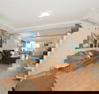 Sea Whispers - Tourism Canberra