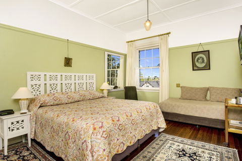 Silvermere Guesthouse - Tourism Canberra 2