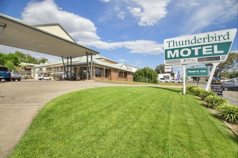 Thunderbird Motel - Tourism Canberra 0