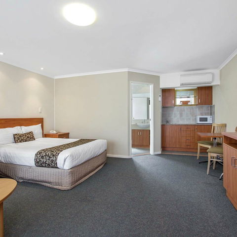 Thunderbird Motel - Tourism Canberra 1