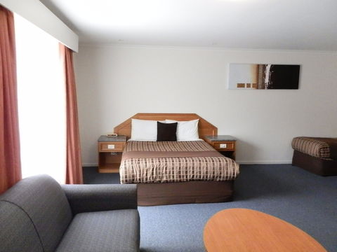 Thunderbird Motel - Tourism Canberra 2