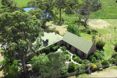 Wind Song Bed And Breakfast - Tourism Canberra 1