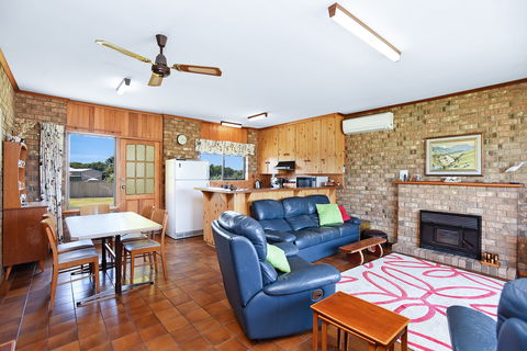 52 Seaview Avenue - Tourism Canberra 2