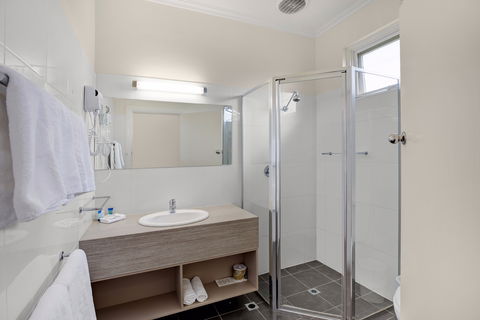 Adelaide Road Motor Lodge - Tourism Canberra 1