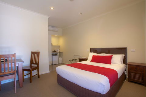 Amaroo Motel - Tourism Canberra 0