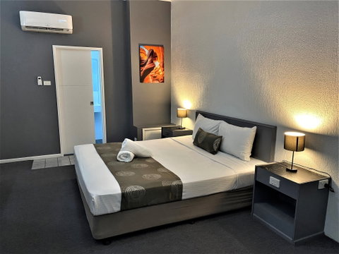Archer Park Motel - Tourism Canberra 0