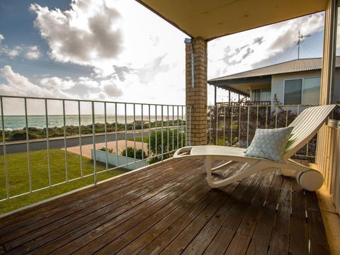 Beachside At Silver Sands - Tourism Canberra 0