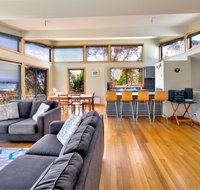 Beachcomber House - Tourism Canberra