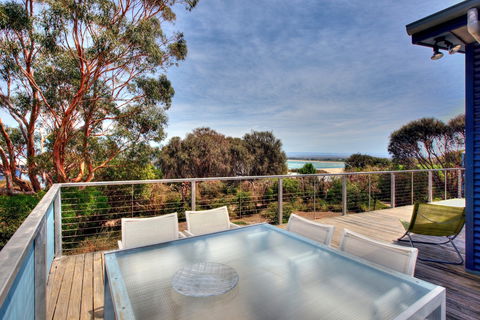 Beachcomber House - Tourism Canberra 1