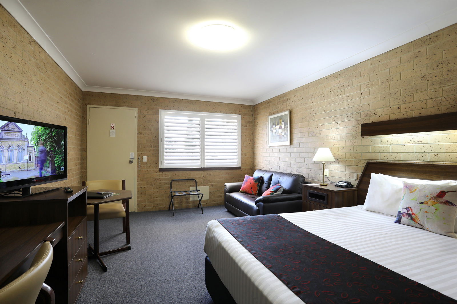  Tourism Canberra