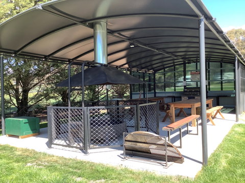Blayney And Villages Tourist Park - Tourism Canberra 0