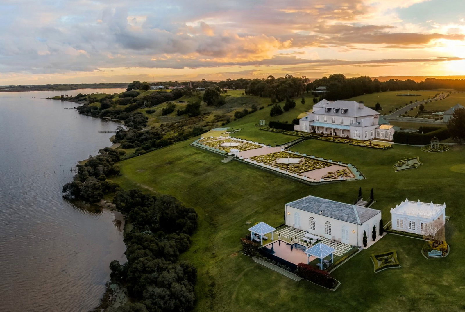 Leopold VIC Tourism Canberra