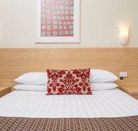 Club Motel and Apartments - Tourism Canberra