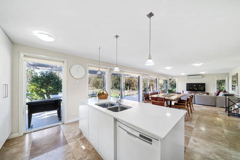 CUB Country House - Berry - Tourism Canberra 2