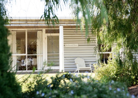 Driftwood House - Robe Retreats - Tourism Canberra 0