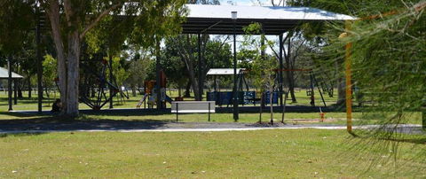 EconoLodge Beachside Motel - Tourism Canberra 2