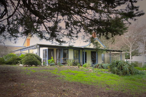 Galwiji Homestead - Tourism Canberra 0