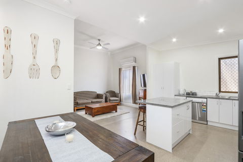 IADA On Iodide - Tourism Canberra 1