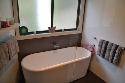Lazy Days Bed And Breakfast - Tourism Canberra 2