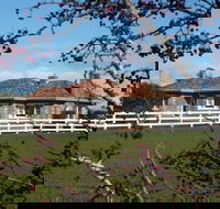Little Sunnyside Accommodation - Tourism Canberra