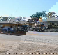 Lyndhurst Hotel Roadhouse Motel  Caravan Park - Tourism Canberra