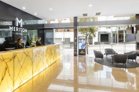 Meriton Suites Adelaide Street, Brisbane - Tourism Canberra 1