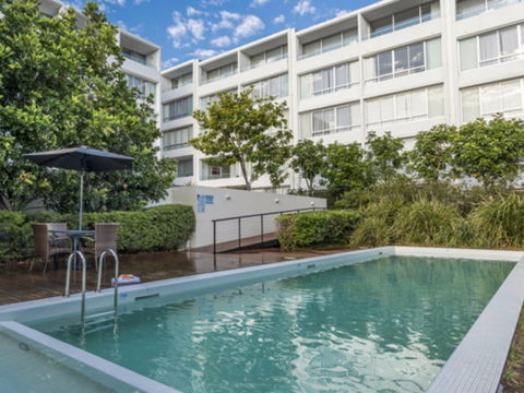 Oaks Nelson Bay Lure Suites - Tourism Canberra 1