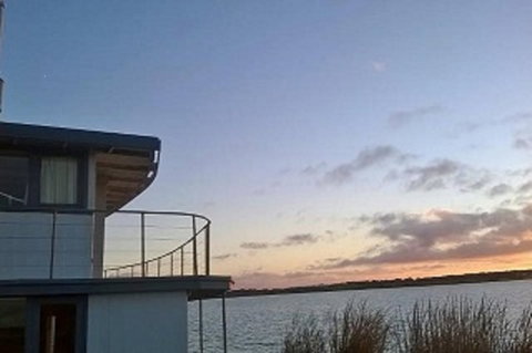 PS Federal Retreat Goolwa - Tourism Canberra 0
