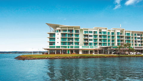 Ramada Hotel & Suites Ballina - Tourism Canberra 2