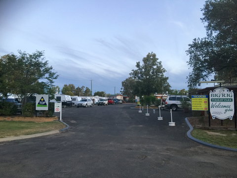 Roma Big Rig Tourist Park - Tourism Canberra 0