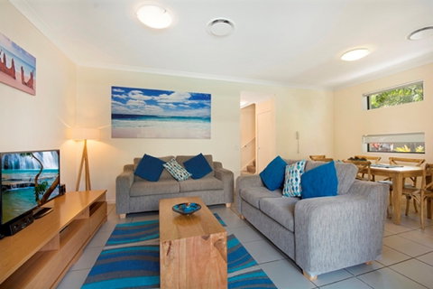 Sand Dunes Resort - Tourism Canberra 0