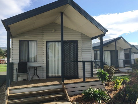 Snug Beach Cabin And Caravan Park - Tourism Canberra 2