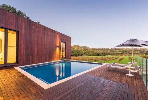 Sophies Vineyard - Tourism Canberra 1