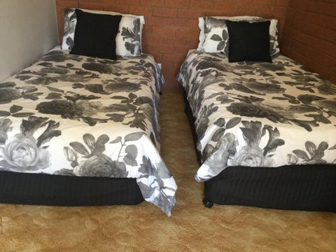 Star Hotel Accommodation - Tourism Canberra 1