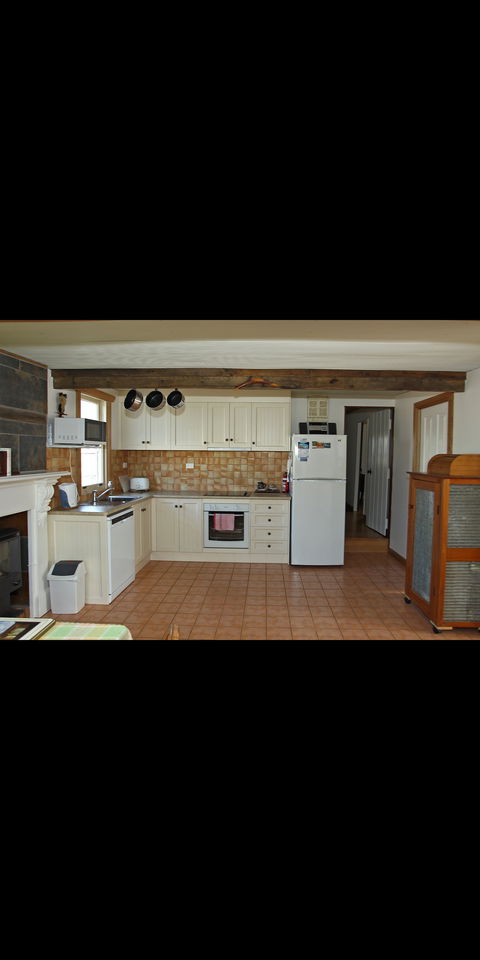 Stable Cottage - Tourism Canberra 2