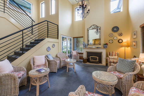 The Beach House At Bayside - Tourism Canberra 1