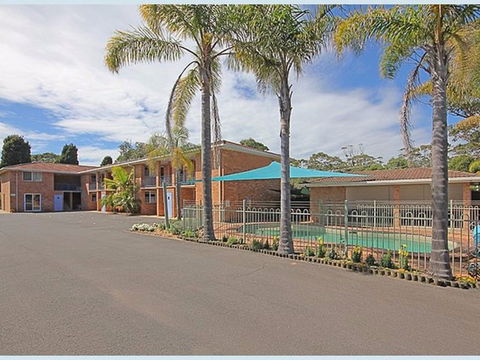 The Lodge Broulee - Tourism Canberra 1