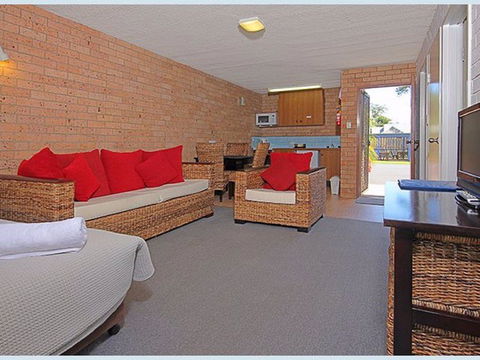 The Lodge Broulee - Tourism Canberra 2
