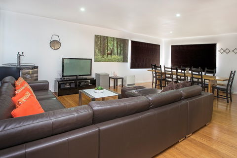 Twynam House - Tourism Canberra 2