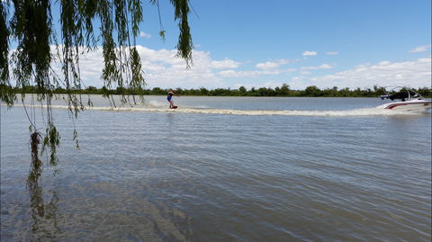 Wellington Caravan Park - Tourism Canberra 1