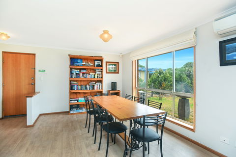 34 Newell Avenue, Middleton - Tourism Canberra 1