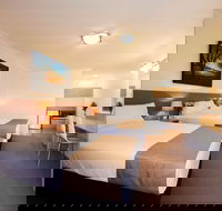 Adelong Motel - Tourism Canberra