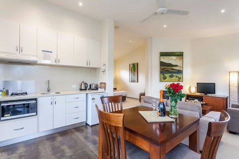 Aireys Inlet Getaway Resort - Tourism Canberra 1