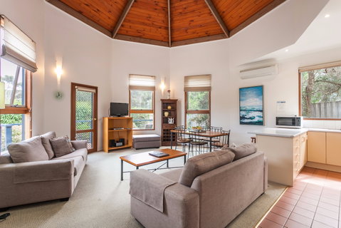 Aireys Inlet Getaway Resort - Tourism Canberra 2