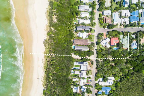 Beach Chalet - Tourism Canberra 2