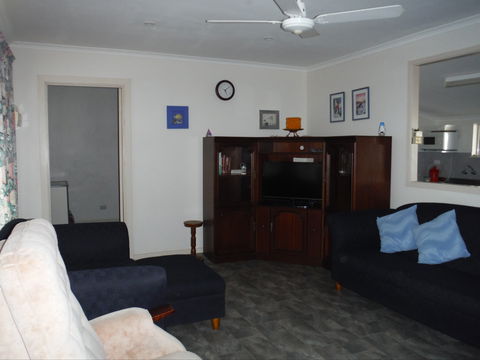 Beach Escape - Tourism Canberra 1