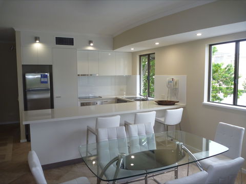 Bella Casa Noosa - Tourism Canberra 0